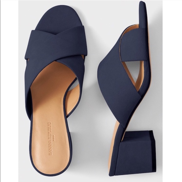 Banana Republic Shoes - Last one size 9! Banana Republic Block heel sandal